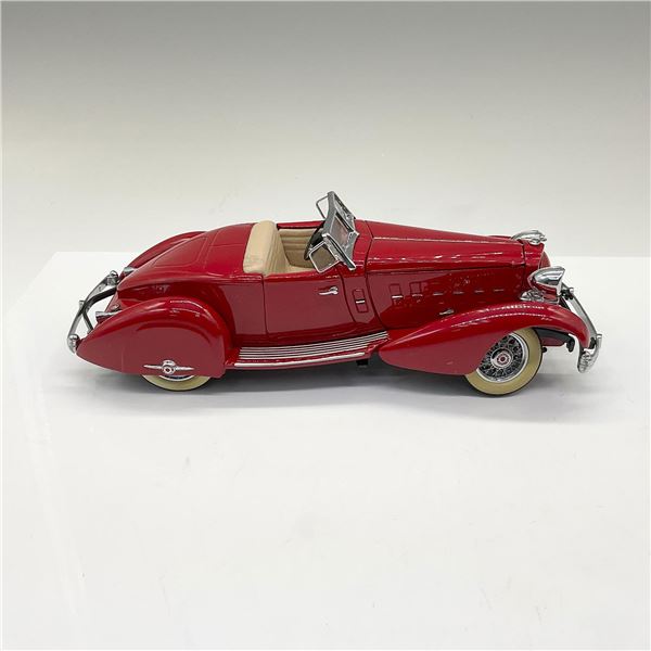 Danbury Mint 1934 Packard V-12 Convertible Coupe Die-Cast Model