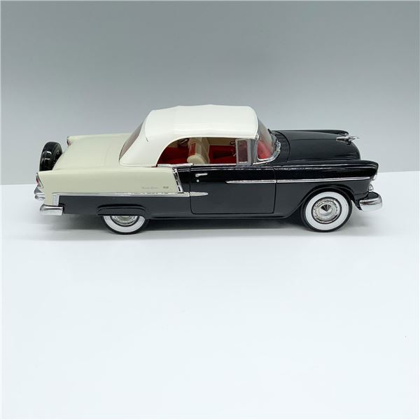 Ertl 1955 Chevrolet Bel Air Convertible Die-Cast Model