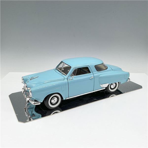Road Signature Diecast Model Car, 1950 Studebaker Champion
