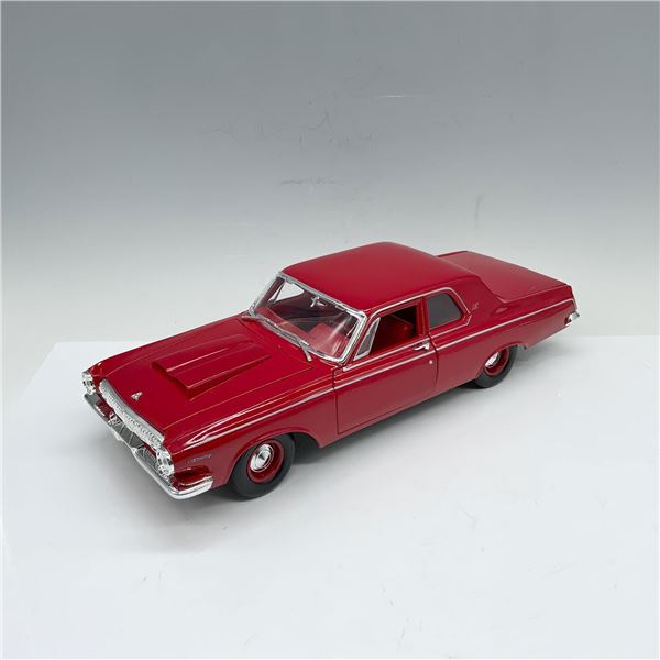 Maisto 1963 Dodge 330 Toy Car