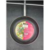 Image 1 : Co-op Gold 12in Non-Stick Frying Pan