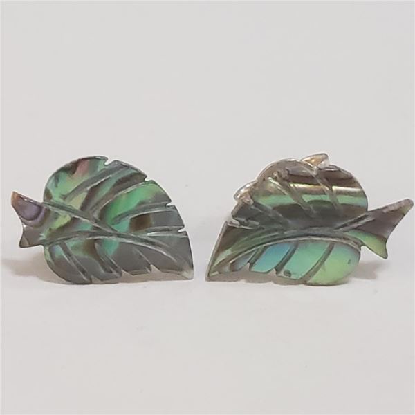 Silver Earrings (~Size 0) (~length 0 inches), Suggested Retail Value $80