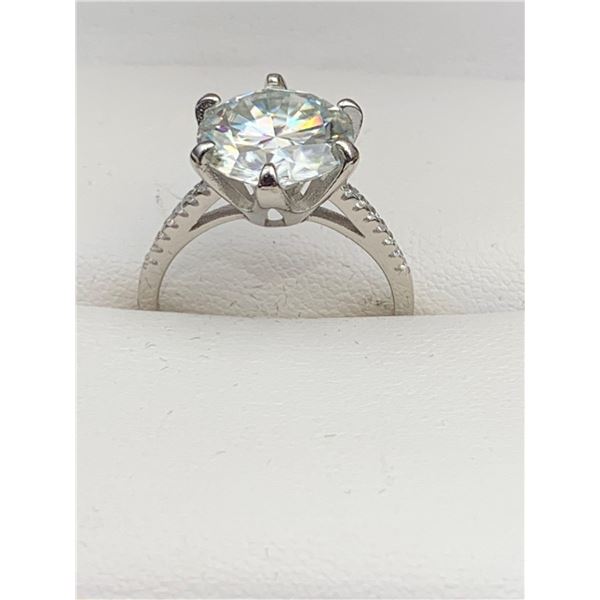 RETAIL VALUE $3,145.00 FOR 5.00 CT GRA CERTIFIED ROUND BRILLIANT CUT MOISSANITE STONE VVS D COLOR SE
