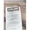 Image 2 : Kirkland Plush Pet Bed 22in x 22in