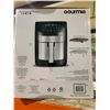 Image 2 : Gourmia 6.7L 7Qt Digital Air Fryer, 10 cooking functions, angled touchscreen and easy clean-up