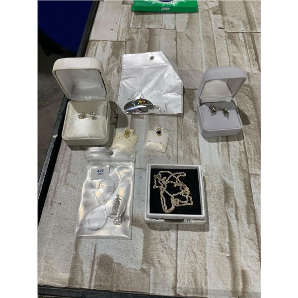 Lot of Assorted Jewelry