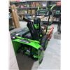 Image 6 : Greenworks 80V 24'' Two Stage Snow Thrower, Three 4.0 Ah Batteries and Dual Port Charger Included