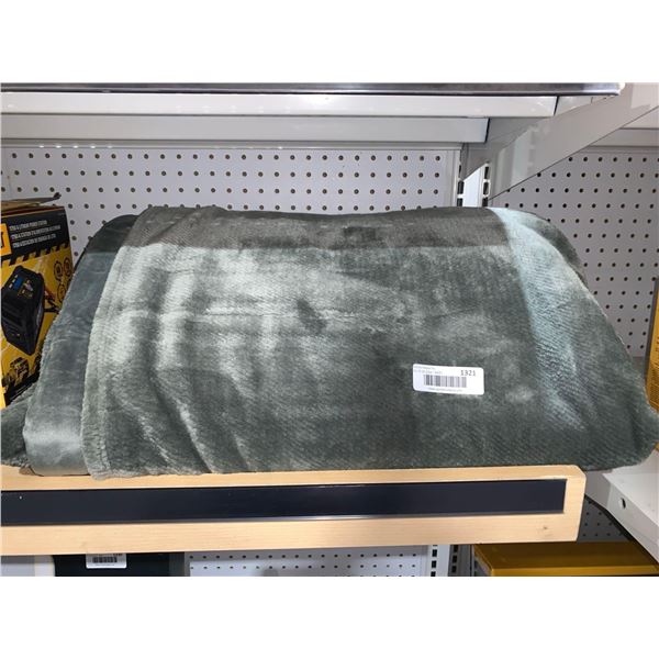 Kirkland Queen Size Plush Blanket Grey