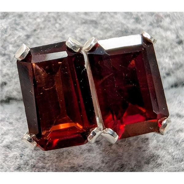Silver Garnet 1.5Ct Earrings, Made in Canada, Suggested Retail Value $100