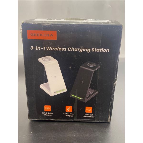 3-in-1 Wireless Charging Station