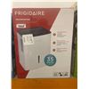 Image 2 : Frigidaire Dehumidifier, Portable, Auto Shut-Off, White