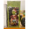 Image 2 : Grinch & Max Statue Hand Painted