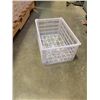 Image 4 : 12 STACKABLE PLASTIC CRATES 16" X 11" X 8"