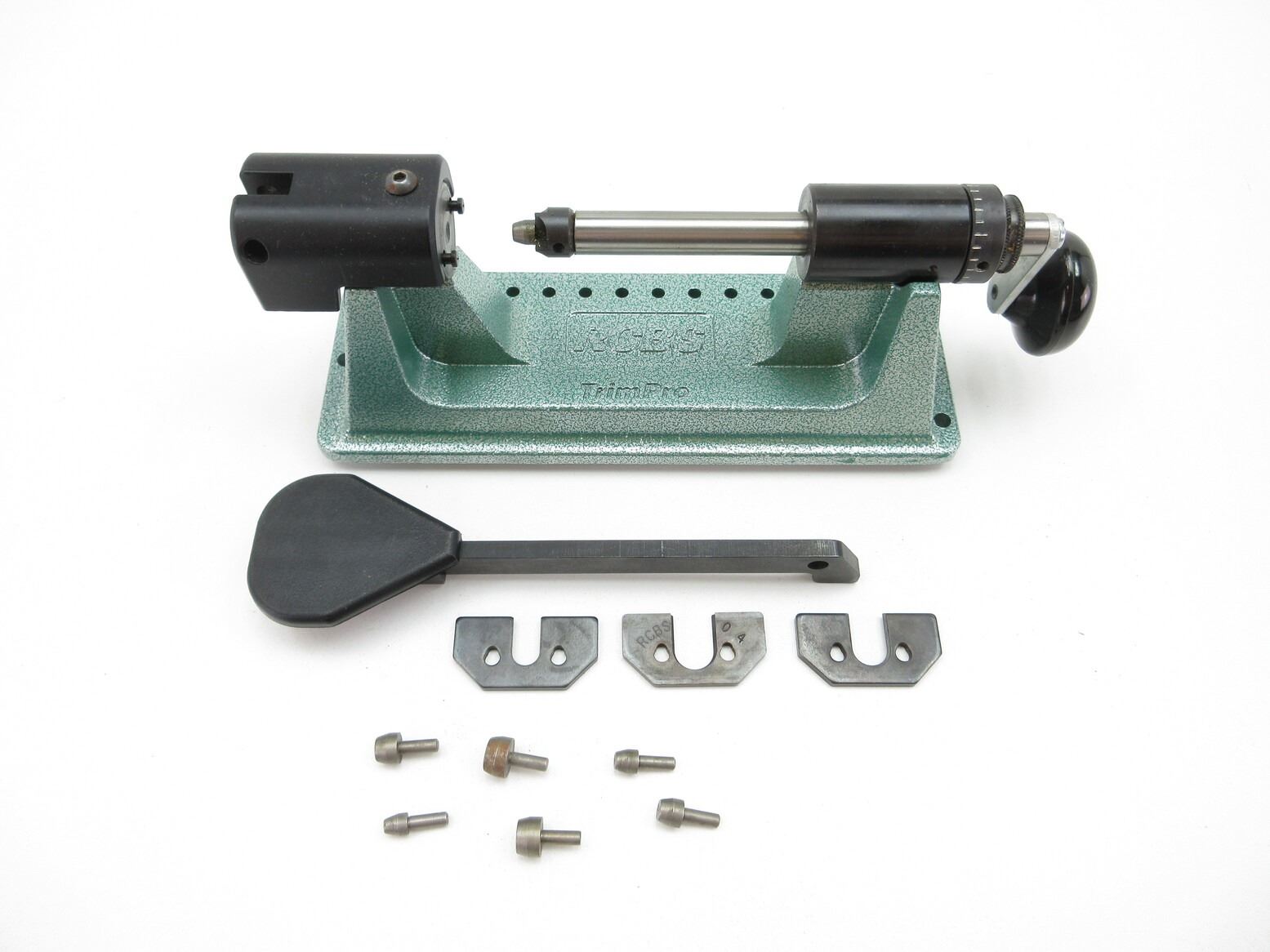 RCBS CASE TRIMMER AND PILOTS LOT