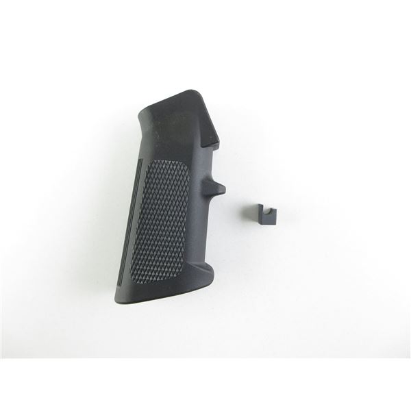 AR 15 PISTOL GRIP AND GAPPER LOT
