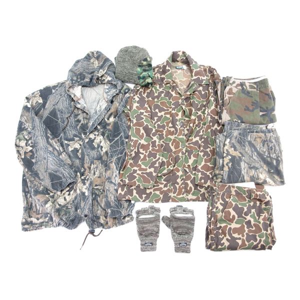 ASSORTED HUNTING CLOTHES LOT
