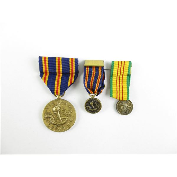 VIETNAM WAR U.S. MILITARY MEDAL LOT