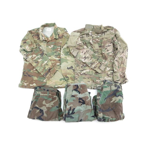 U.S. MILITARY UNIFORM CLOTHING LOT
