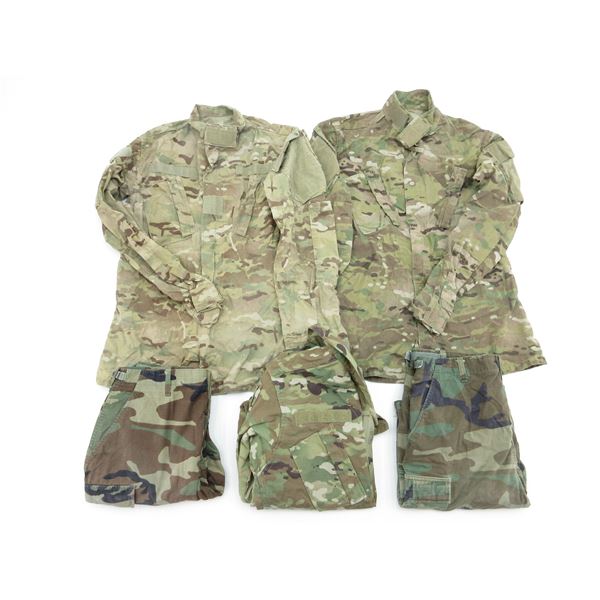 U.S. MILITARY UNIFORM CLOTHING LOT