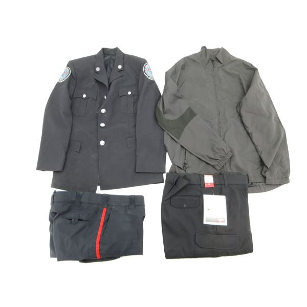 ASSORTED CANADIAN POLICE CLOTHING LOT