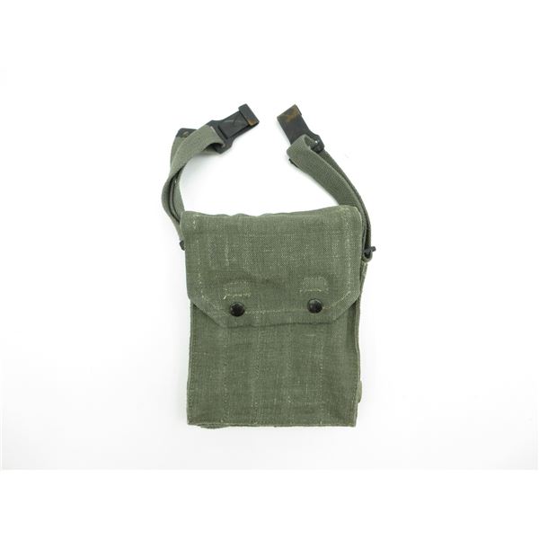 UNKNOWN MILITARY WEB MAGAZINE POUCH