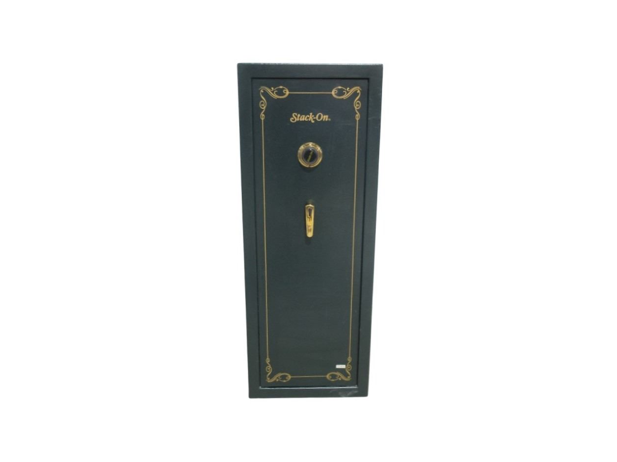 STACK-ON SECURITY PLUS HOME SECURITY GUN SAFE *PICK UP ONLY*