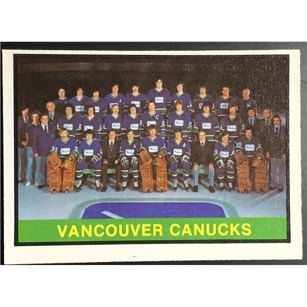 1974-75 O-PEE-CHEE VANCOUVER CANUCKS