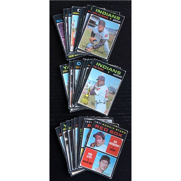 1971 O-PEE-CHEE MLB COLLECTION - 25 CARDS