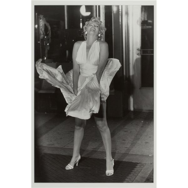 Photographer: Garry Winogrand 1928-1984. Marilyn Monroe on the set of the Seven Year Itch photo.