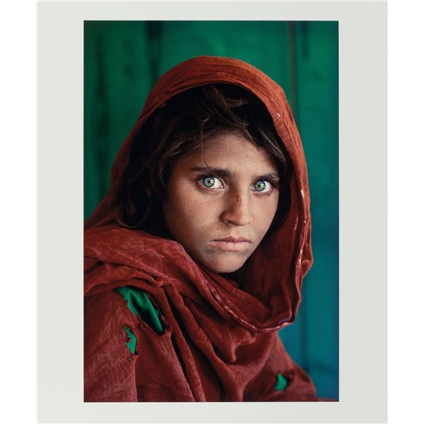 Photographer: Steve McCurry - Afghan girl, 1984.