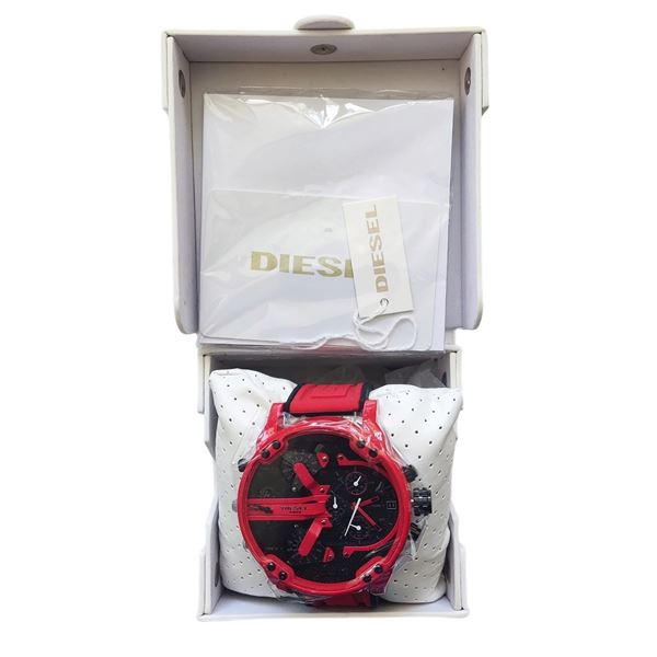 Brand New Diesel Mr Daddy 2.0 DZ7431 Red/Black/Red Silicone chronograph Mens watch with box and tag.