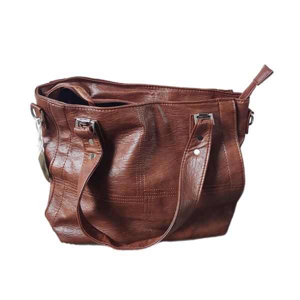Brand new Brown stitched detail soft PU leather shoulder bag.