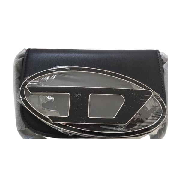 Brand new Diesel 1DR Shoulder bag in black.