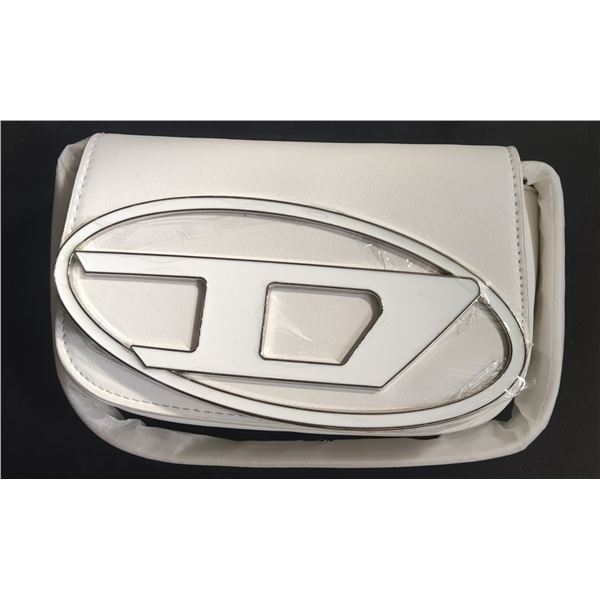 Brand new Diesel 1DR Shoulder bag in white.