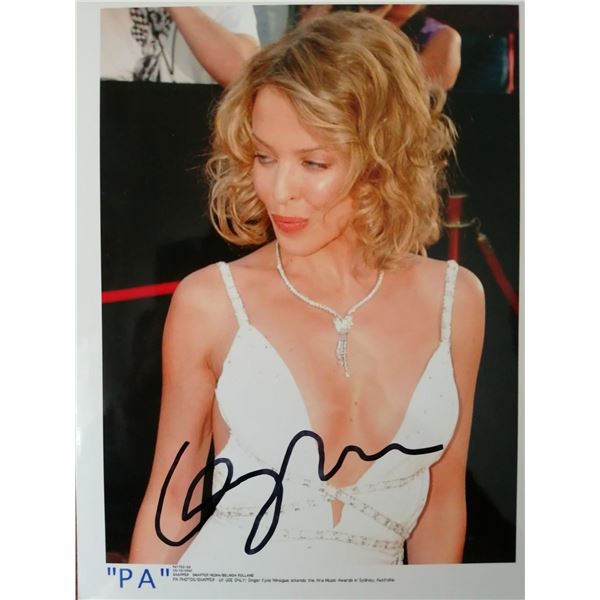Kylie Minogue signed photo 1968 -