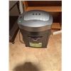 Image 1 : Royal paper shredder