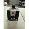 Image 2 : Brownie Hawkeye camera flash model
