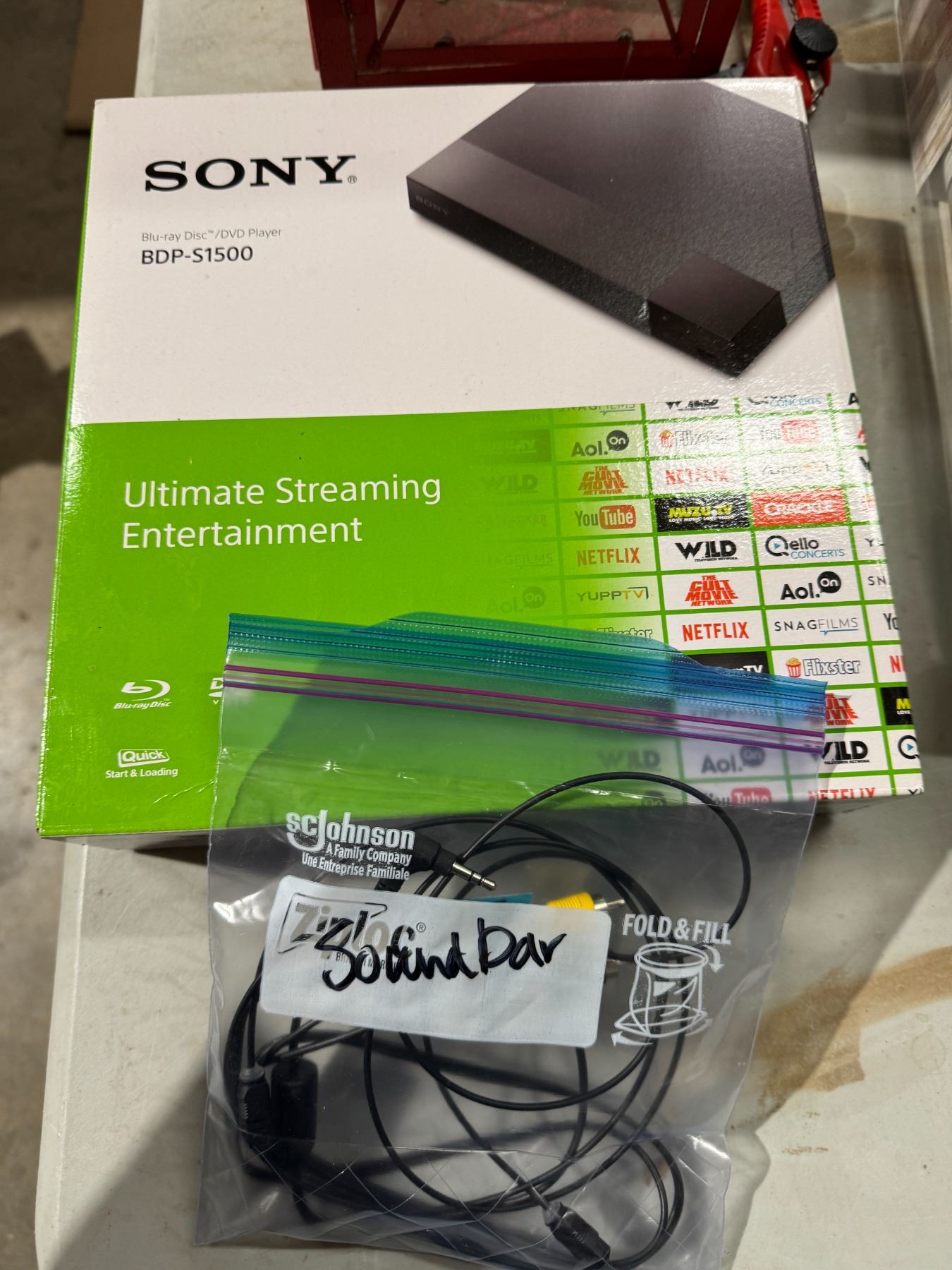 Sony ultimate streaming entertainment disc/DVD player
