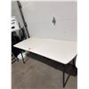 Image 1 : Folding table