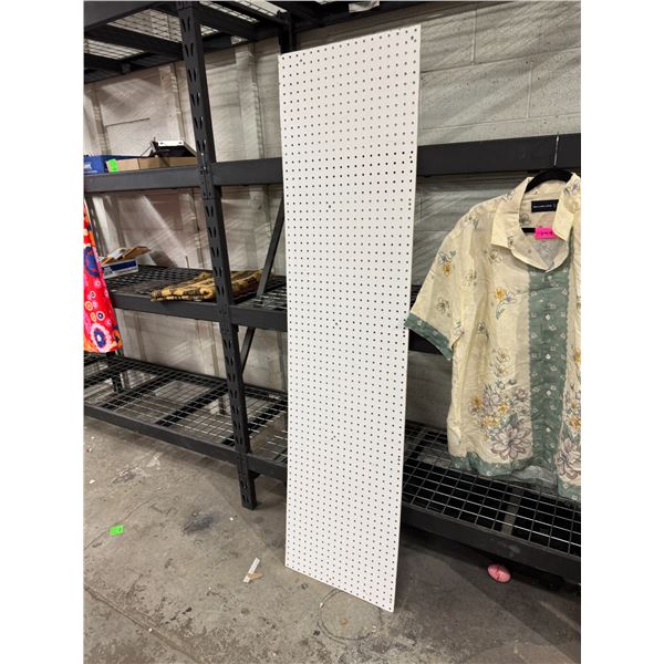 Peg board