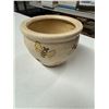 Image 1 : Bee planter