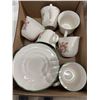 Image 1 : Cups and saucers