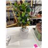 Image 1 : Artificial plant