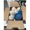 Image 1 : Box of soft balls and pump