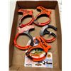 Image 1 : Mega cuffs