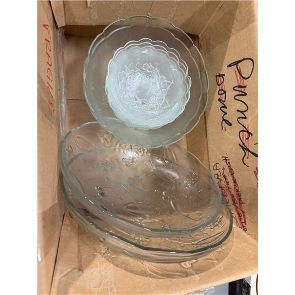 Salad bowls, and serving plates
