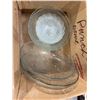 Image 1 : Salad bowls, and serving plates