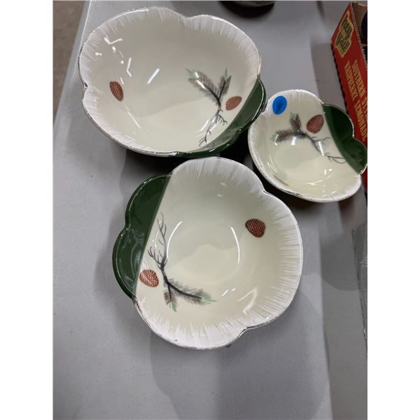Bowls made in Japan