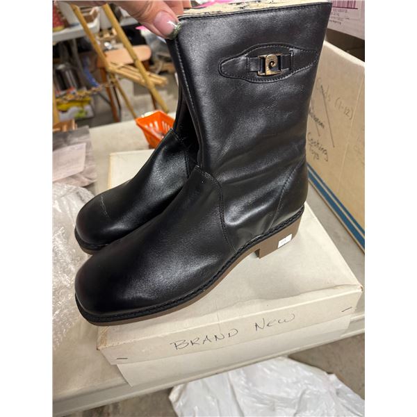 Pierre Cardin side zip boots men's 8.5 D