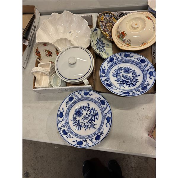 Serving dishes Wedgewood, Delft, etc.